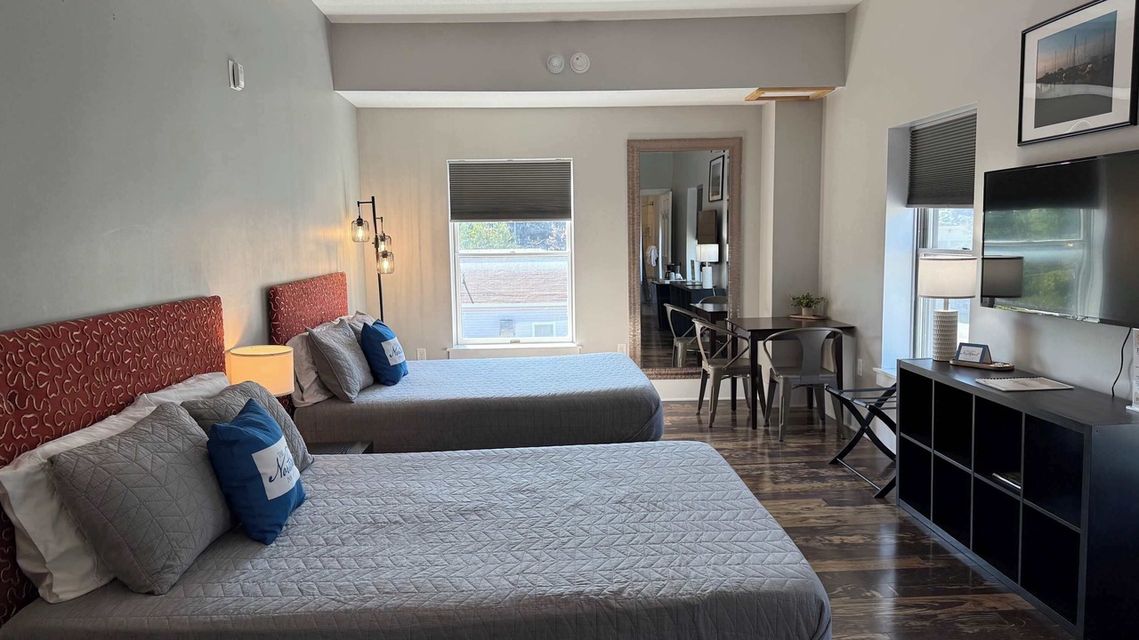 Photo of Bedroom in Northport
