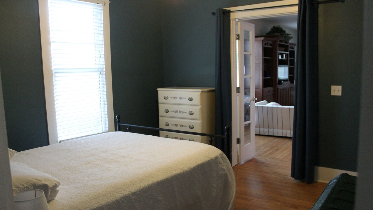 Photo of Bedroom in Empire
