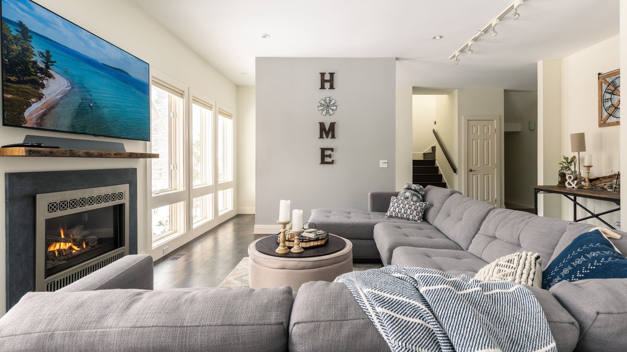 Photo of Livingroom in Saugatuck