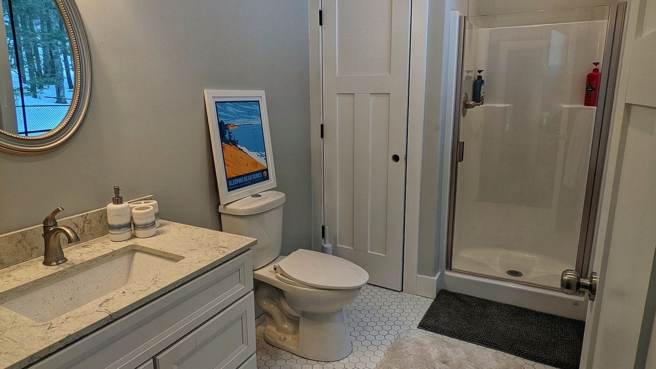 Photo of Bathroom in Glen Arbor