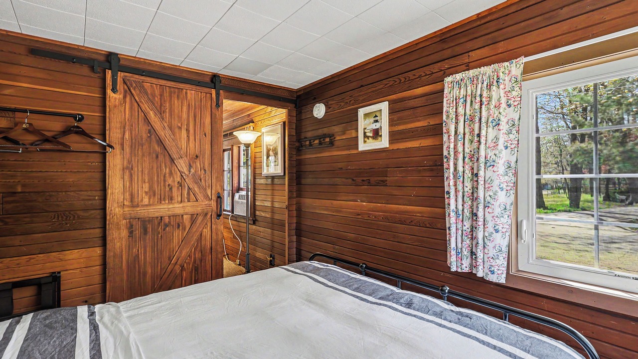 Photo of Bedroom in Douglas