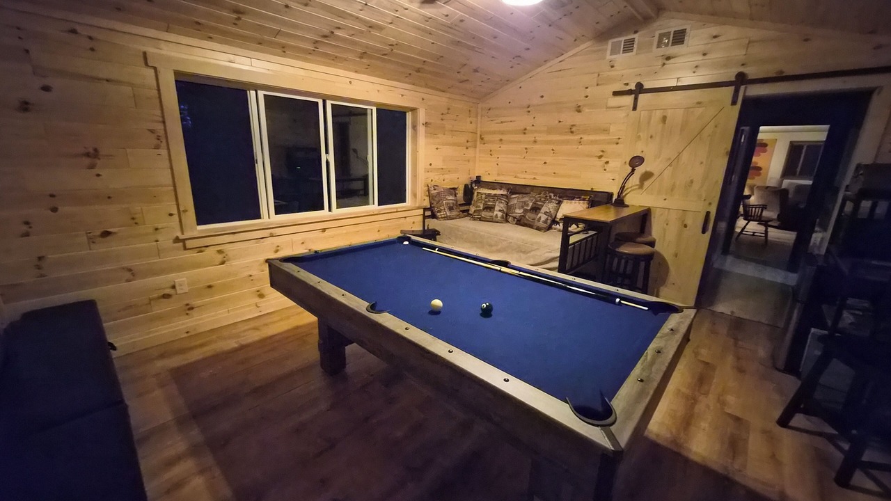 Photo of Bedroom in Lake Arrowhead
