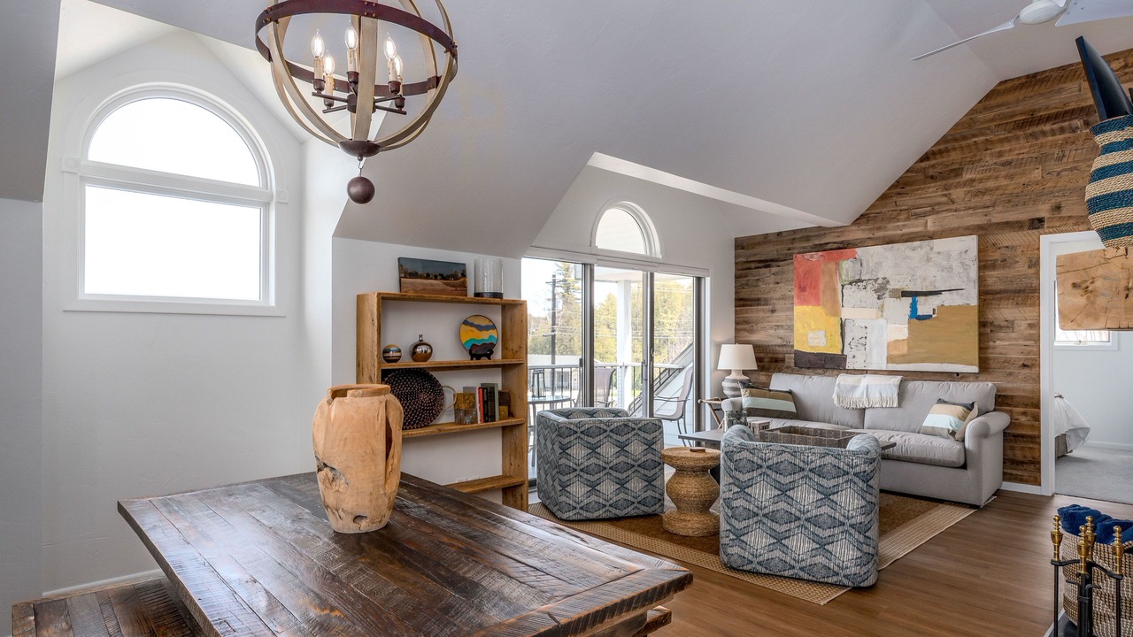 Photo of Livingroom in Fish Creek