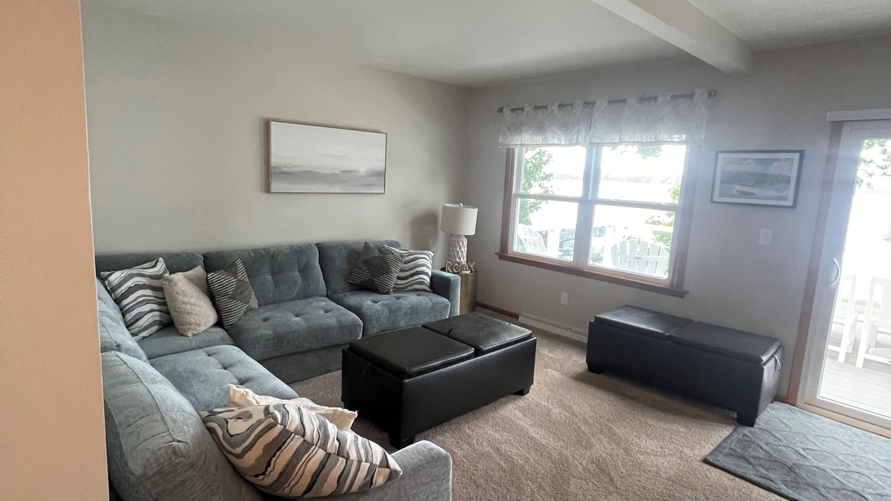 Photo of Livingroom in Pewaukee