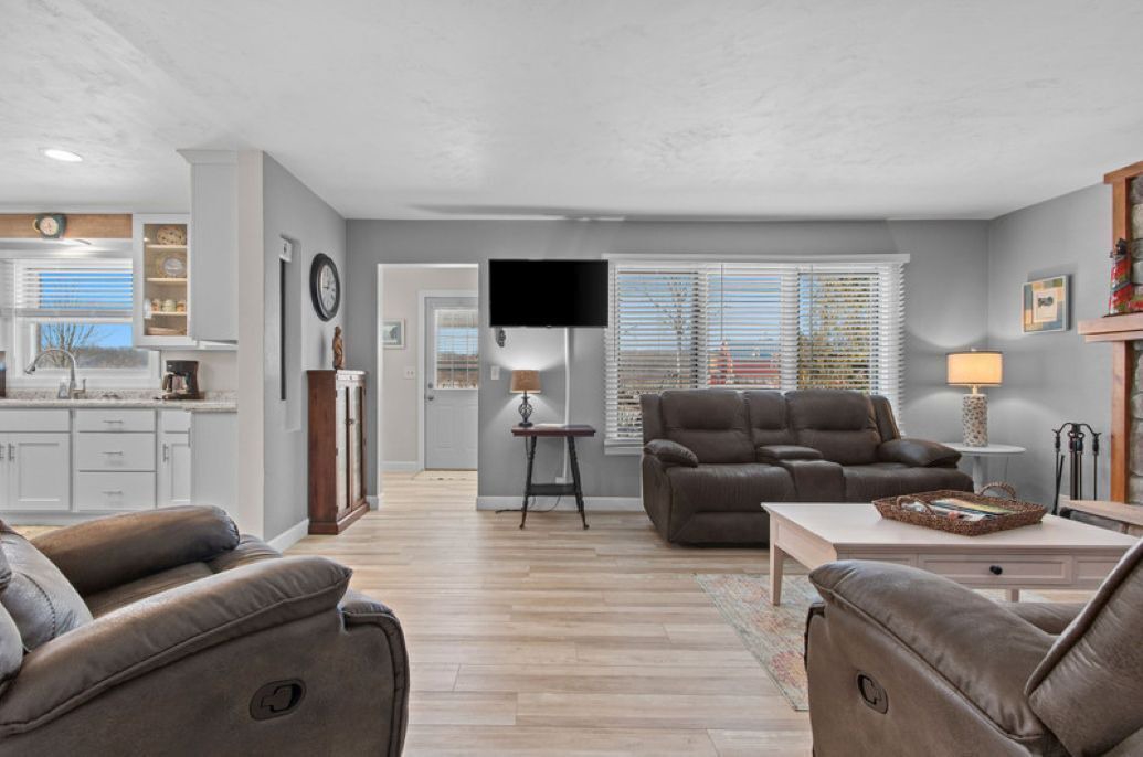 Photo of Livingroom in Fish Creek