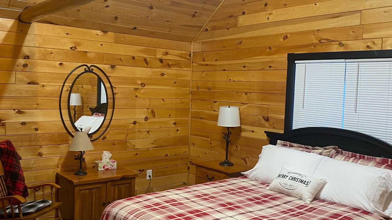 Photo of Bedroom in Kincheloe