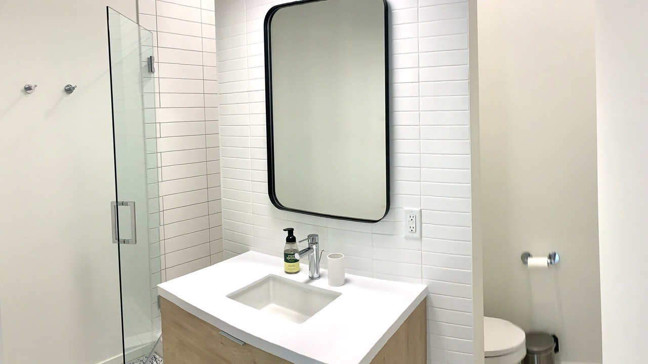 Photo of Bathroom in Lakeside