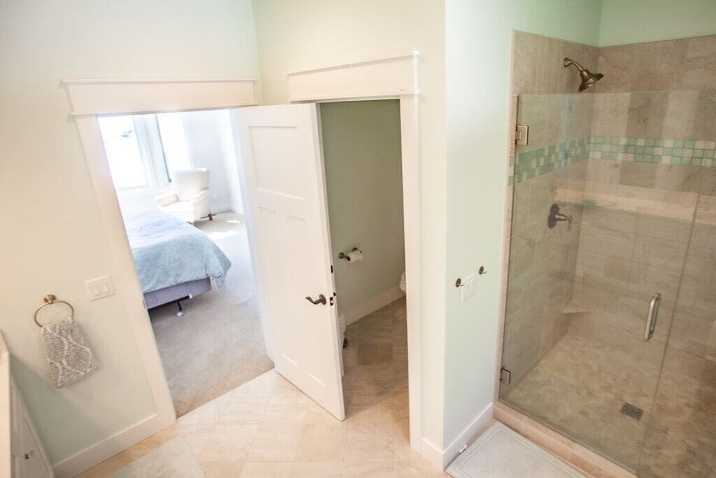 Photo of Bathroom in Empire