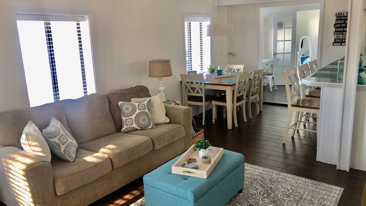 Photo of Livingroom in Bradley