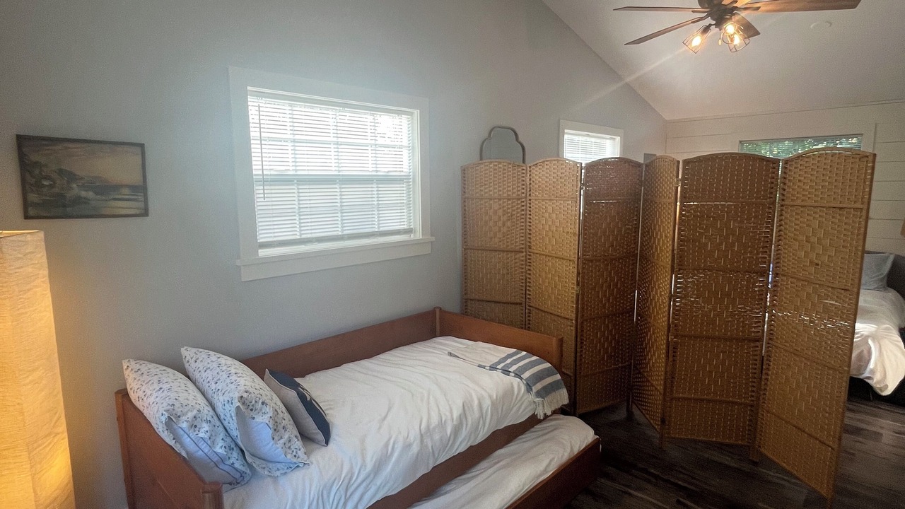 Photo of Bedroom in Miami Park