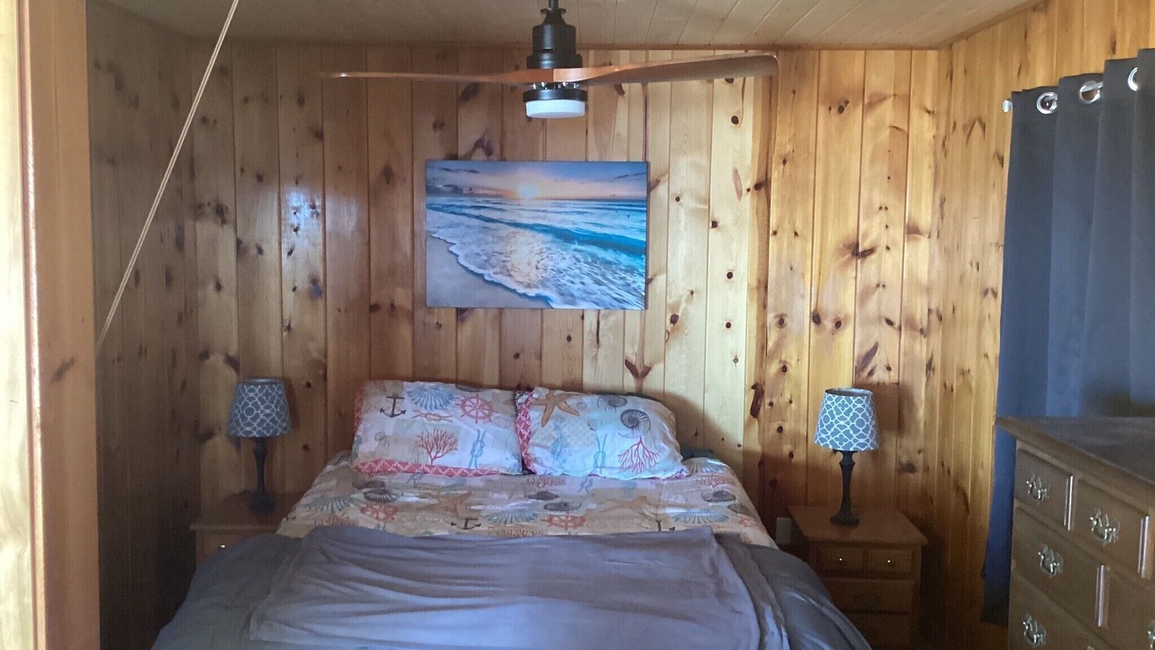 Photo of Bedroom in Manistique