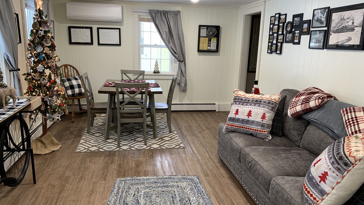 Photo of Bedroom in Northeast Michigan