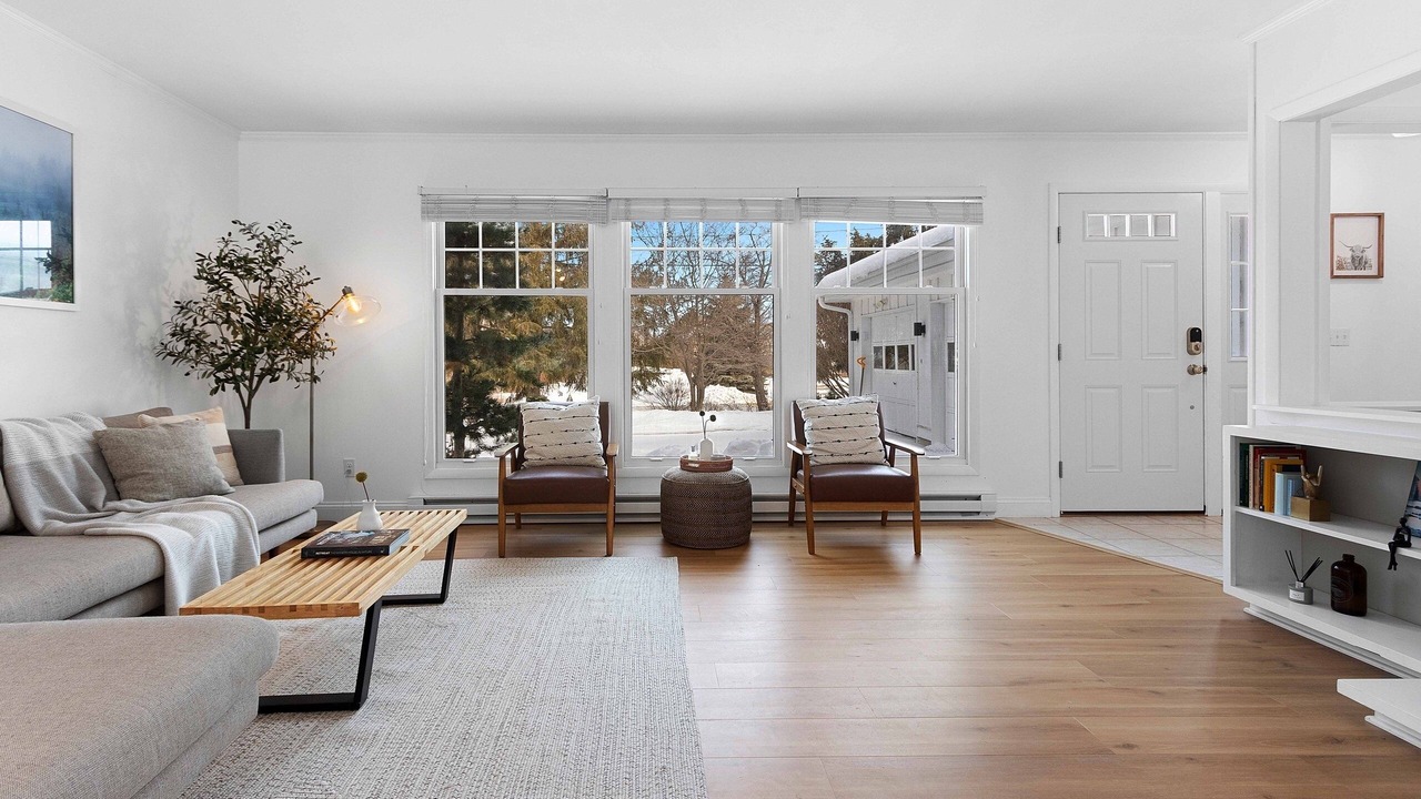 Photo of Livingroom in Sister Bay