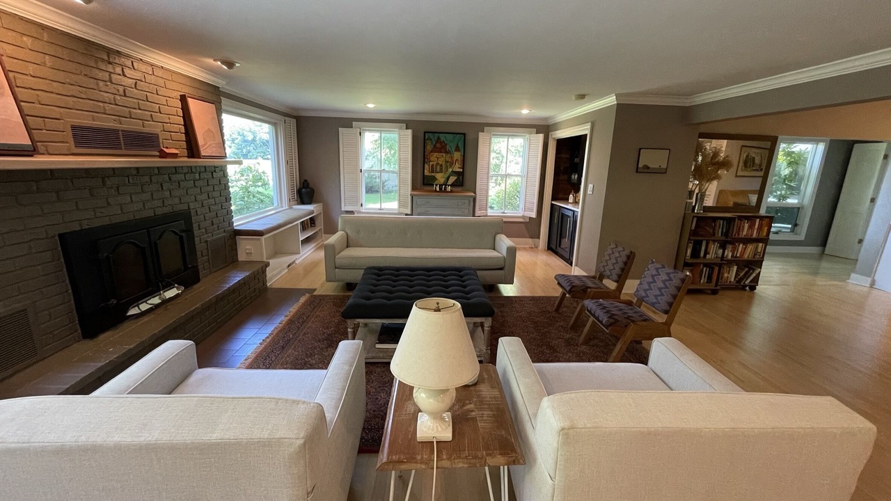 Photo of Livingroom in Three Oaks