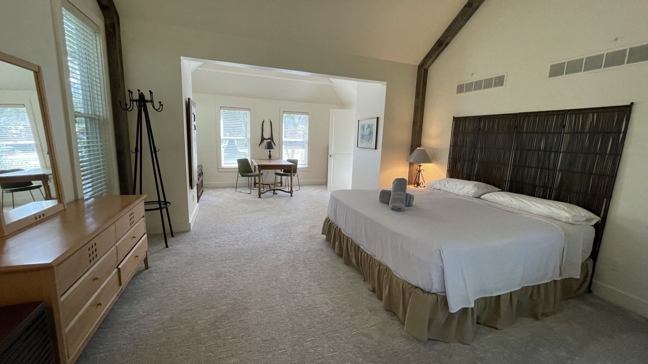 Photo of Bedroom in Three Oaks