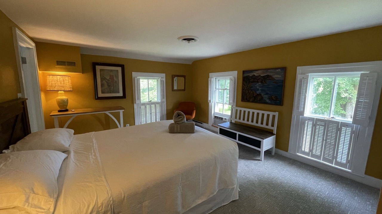 Photo of Bedroom in Three Oaks