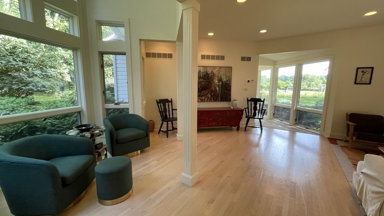 Photo of Livingroom in Three Oaks