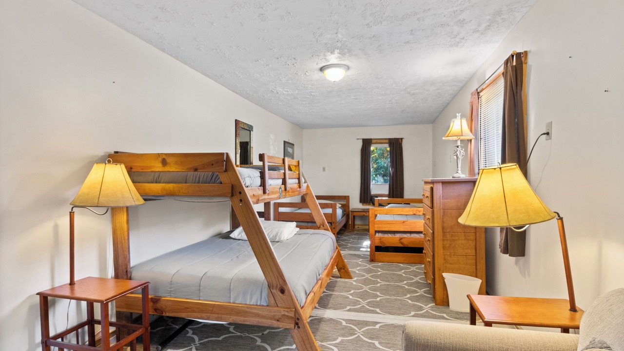 Photo of Bedroom in Lake Leelanau