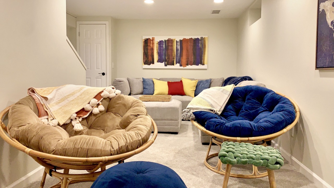 Photo of Livingroom in Wooded Estates