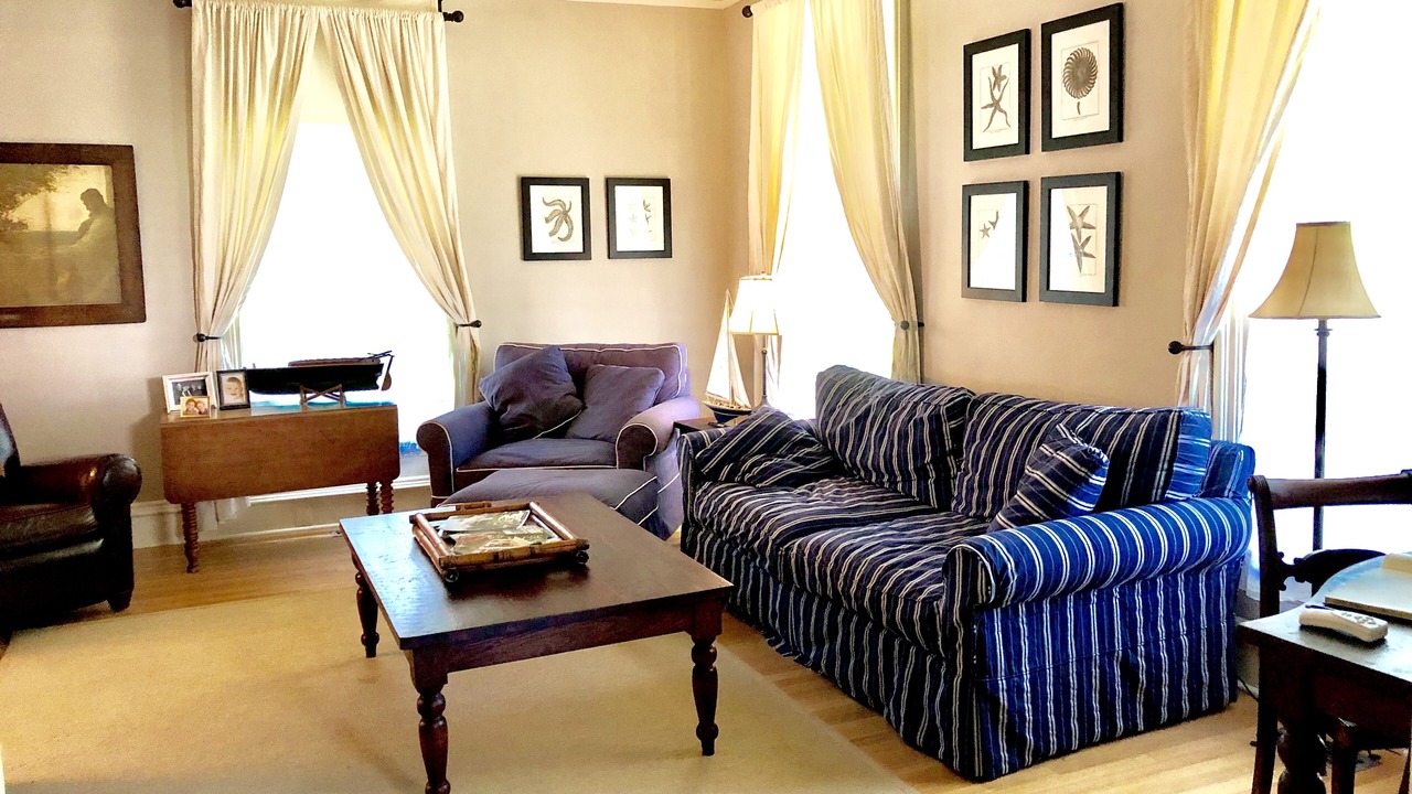 Photo of Livingroom in Lake Geneva