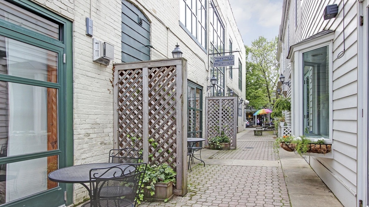 Photo of Outdoor in Saugatuck
