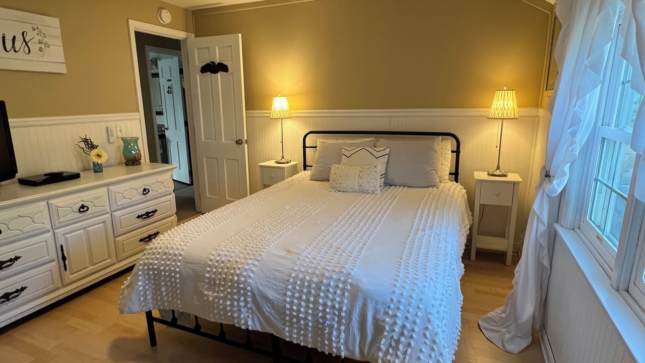 Photo of Bedroom in Saugatuck