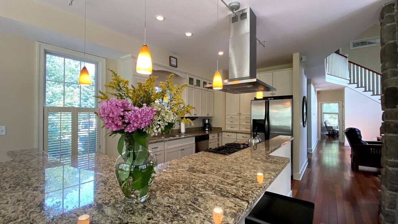 Photo of Kitchen in Grand Beach