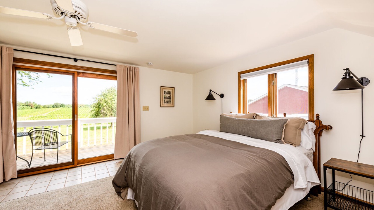 Photo of Bedroom in Baroda