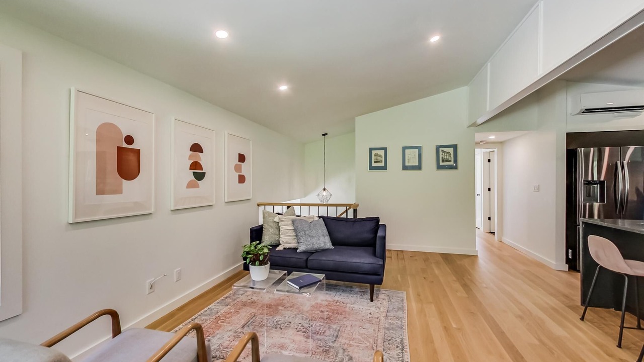 Photo of Livingroom in Union Pier