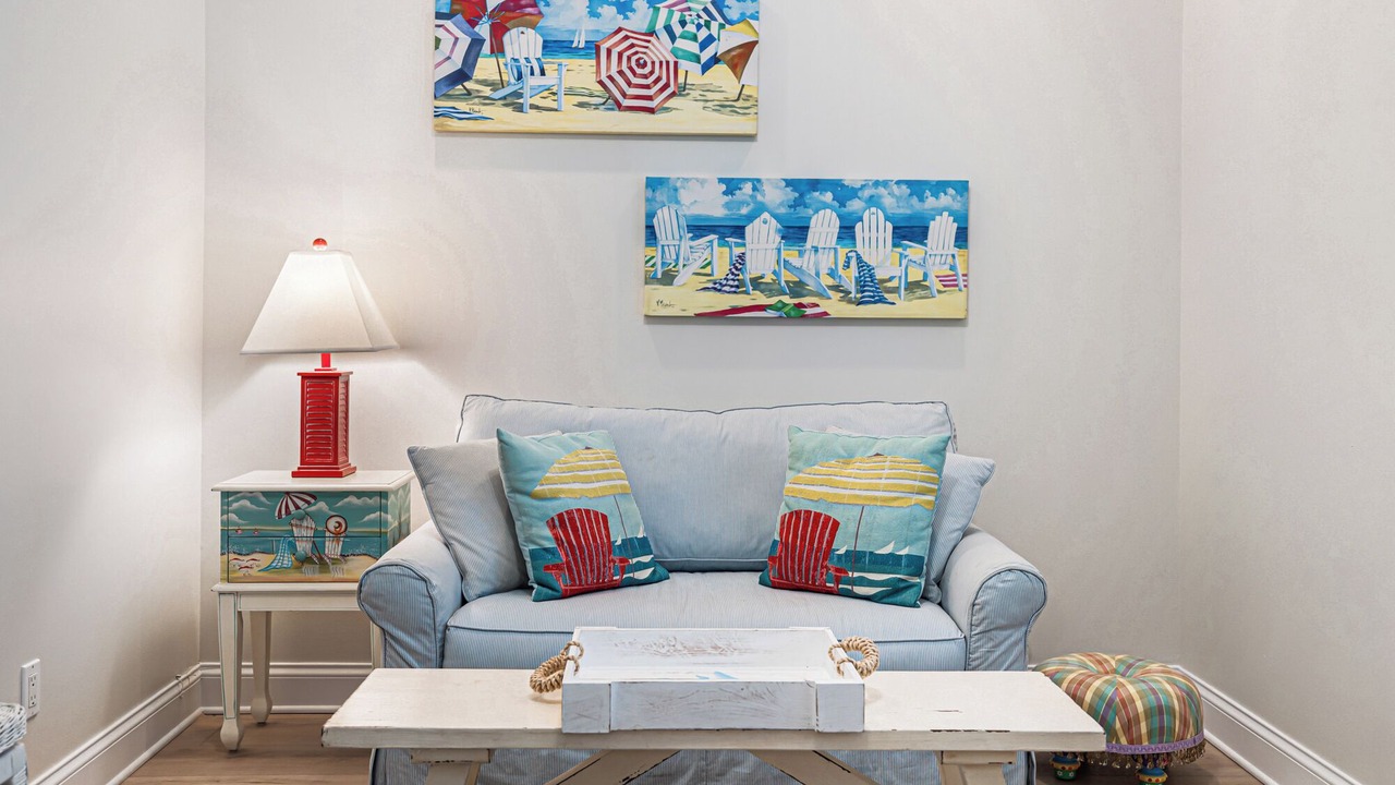 Photo of Livingroom in Union Pier
