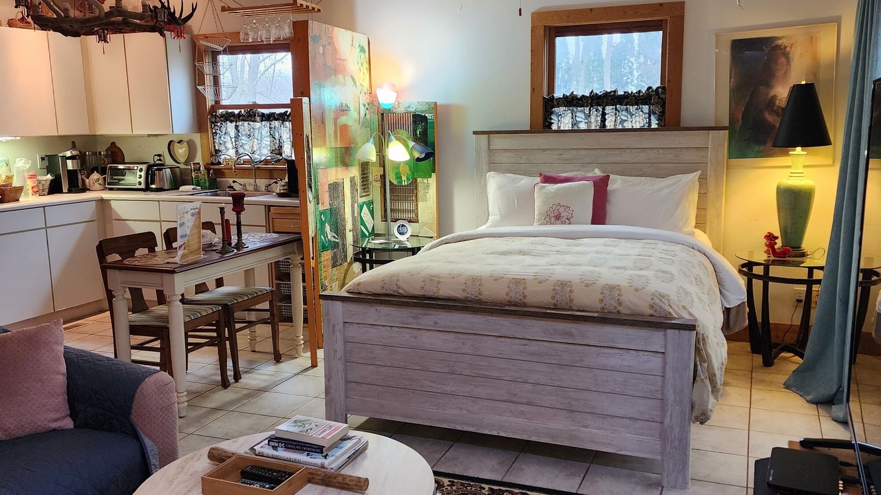 Photo of Bedroom in Winamac