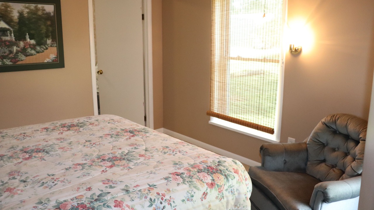 Photo of Bedroom in Pentwater
