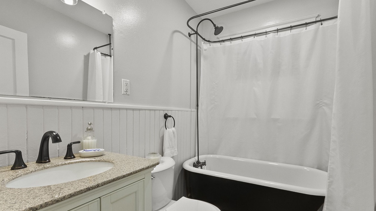 Photo of Bathroom in Northport