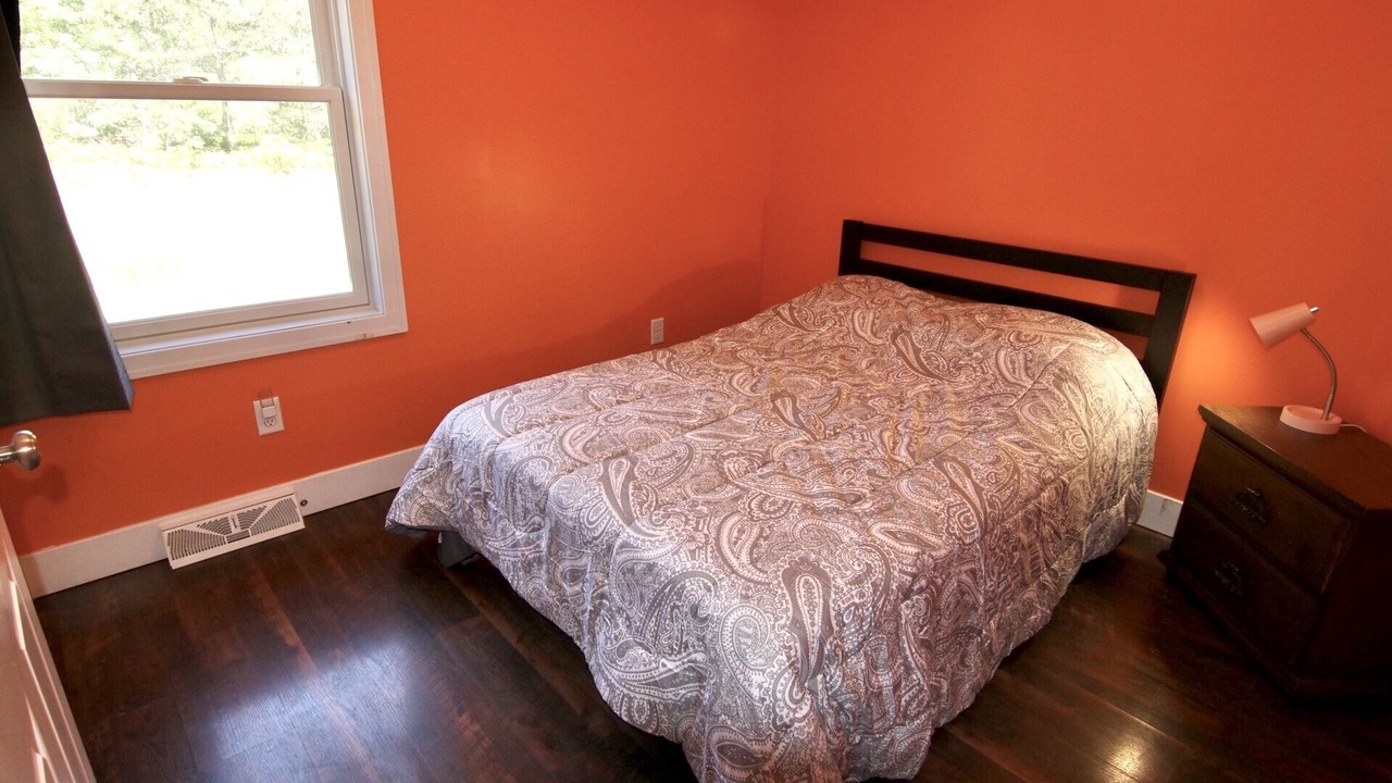 Photo of Bedroom in Montague