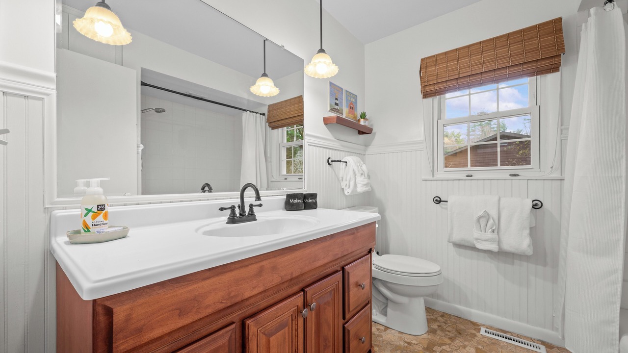 Photo of Bathroom in Shorewood-Tower Hills-Harbert