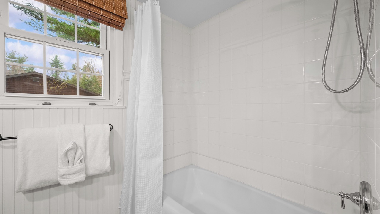 Photo of Bathroom in Shorewood-Tower Hills-Harbert