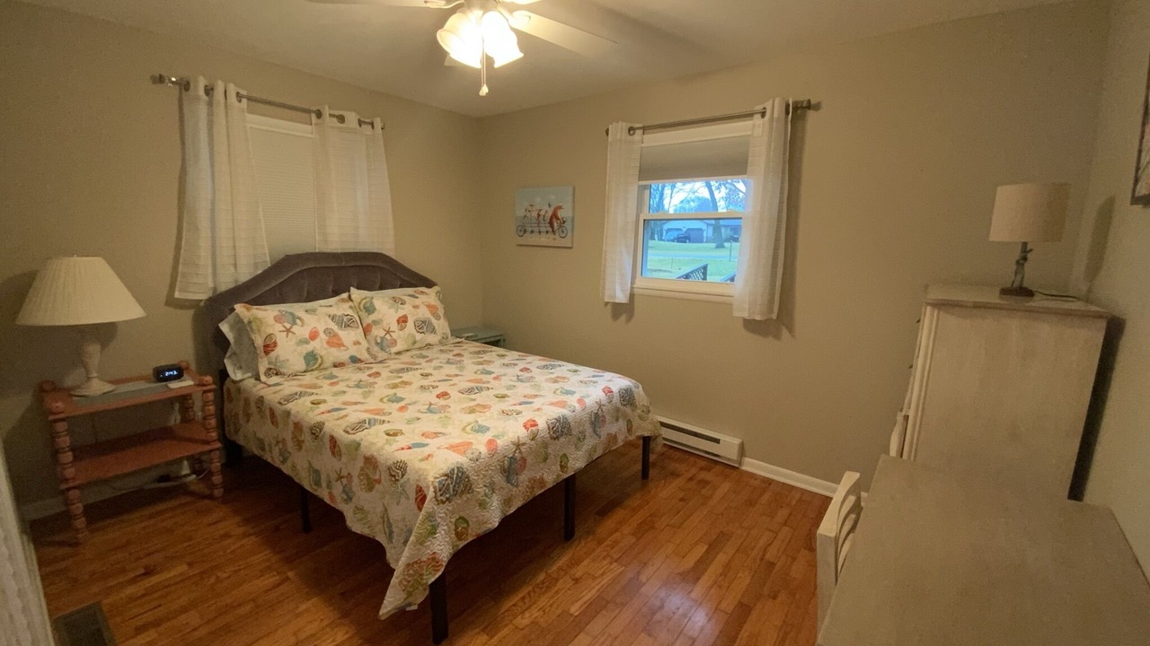 Photo of Bedroom in Sister Lakes