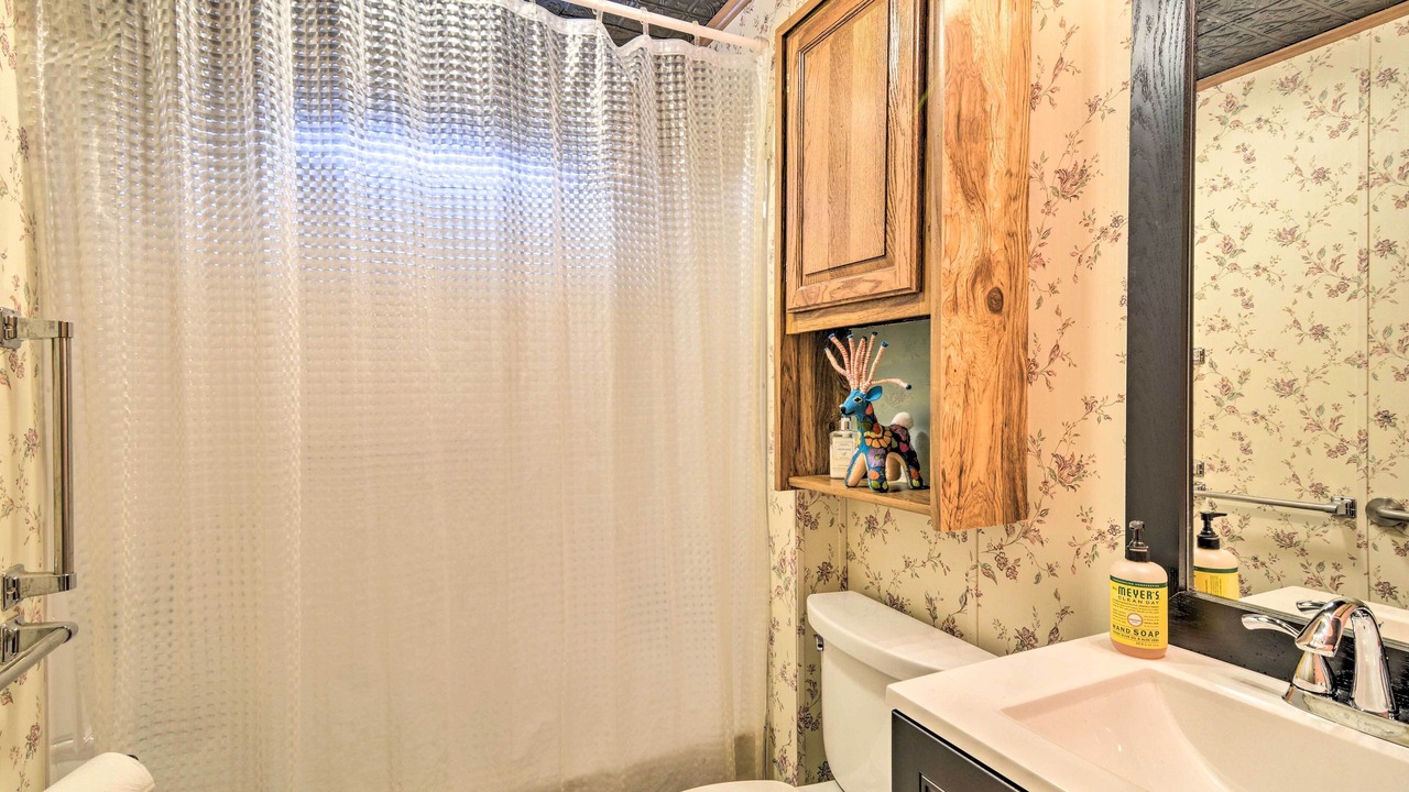 Photo of Bathroom in Good Hart