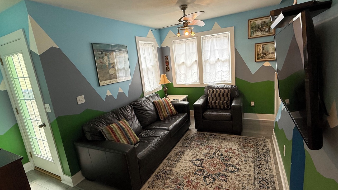 Photo of Livingroom in Michigan City