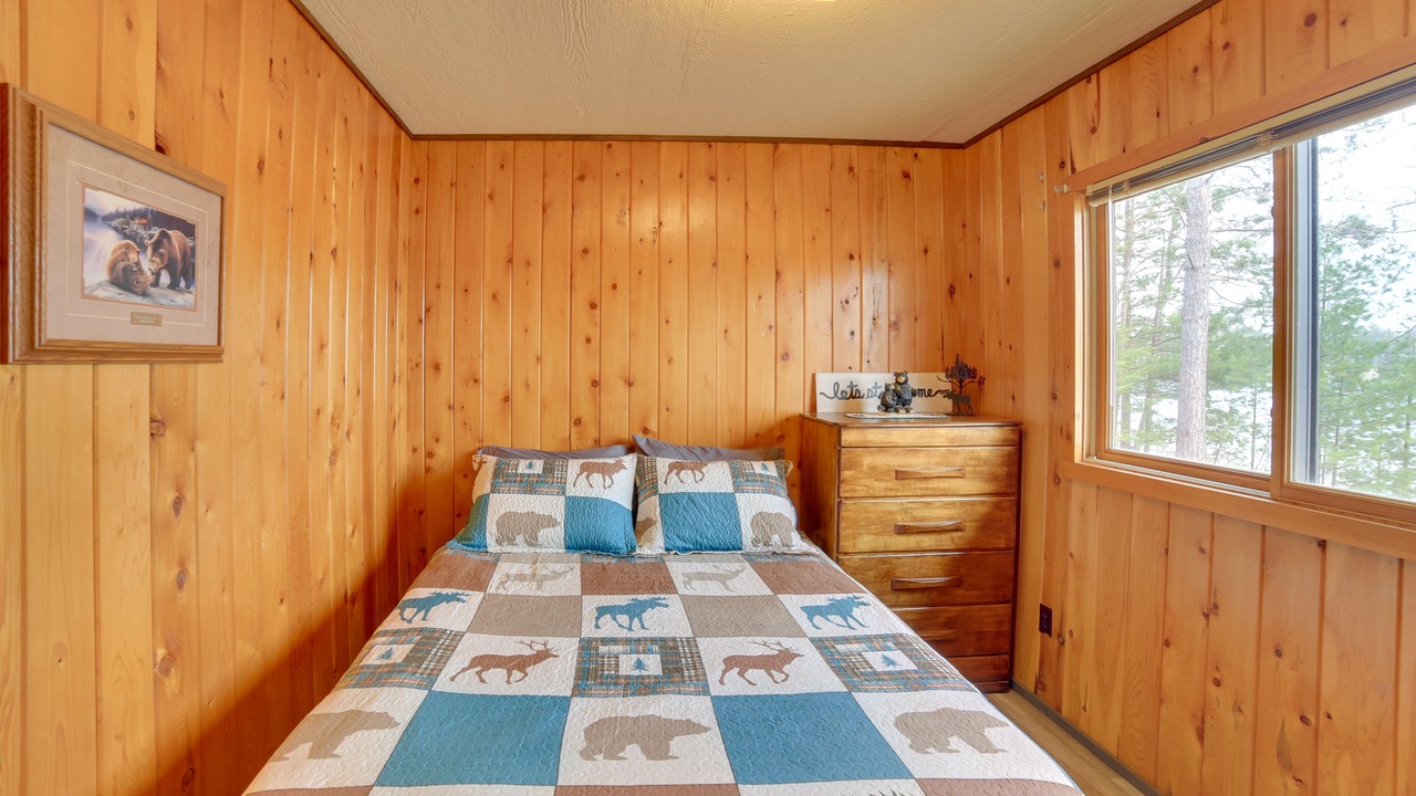 Photo of Bedroom in Manistique