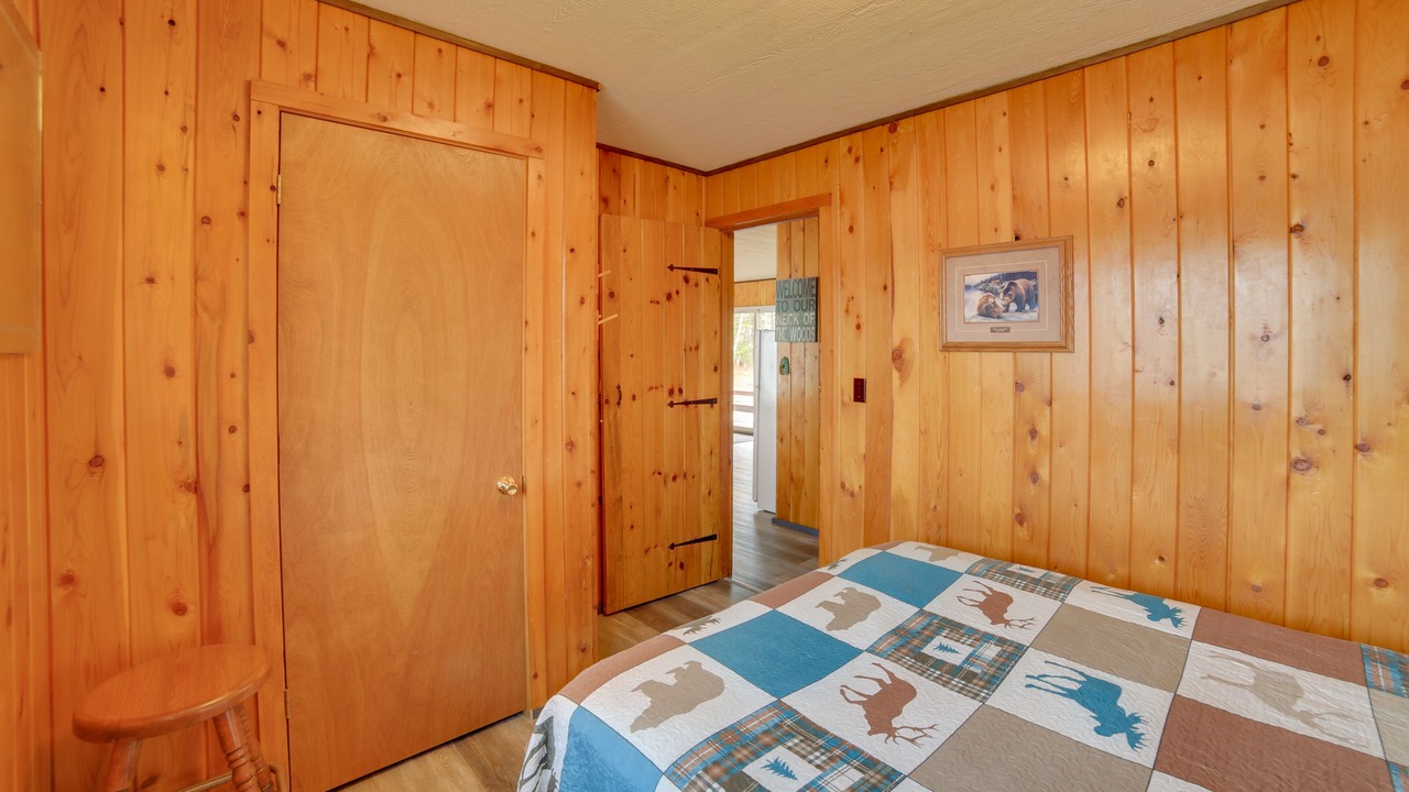 Photo of Bedroom in Manistique