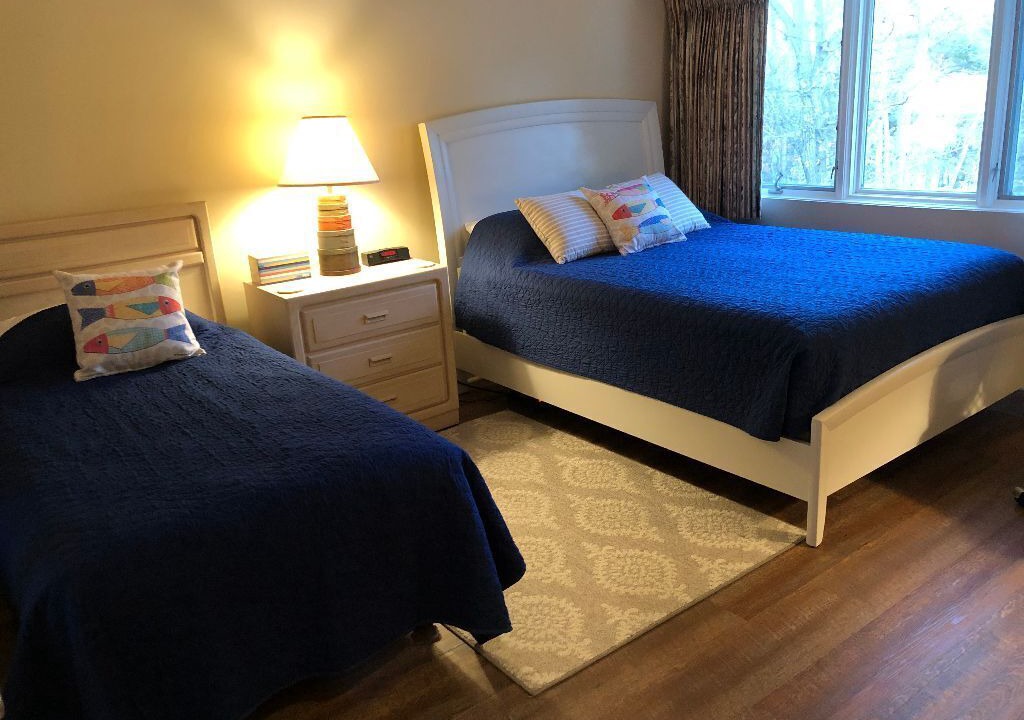Photo of Bedroom in Maple City