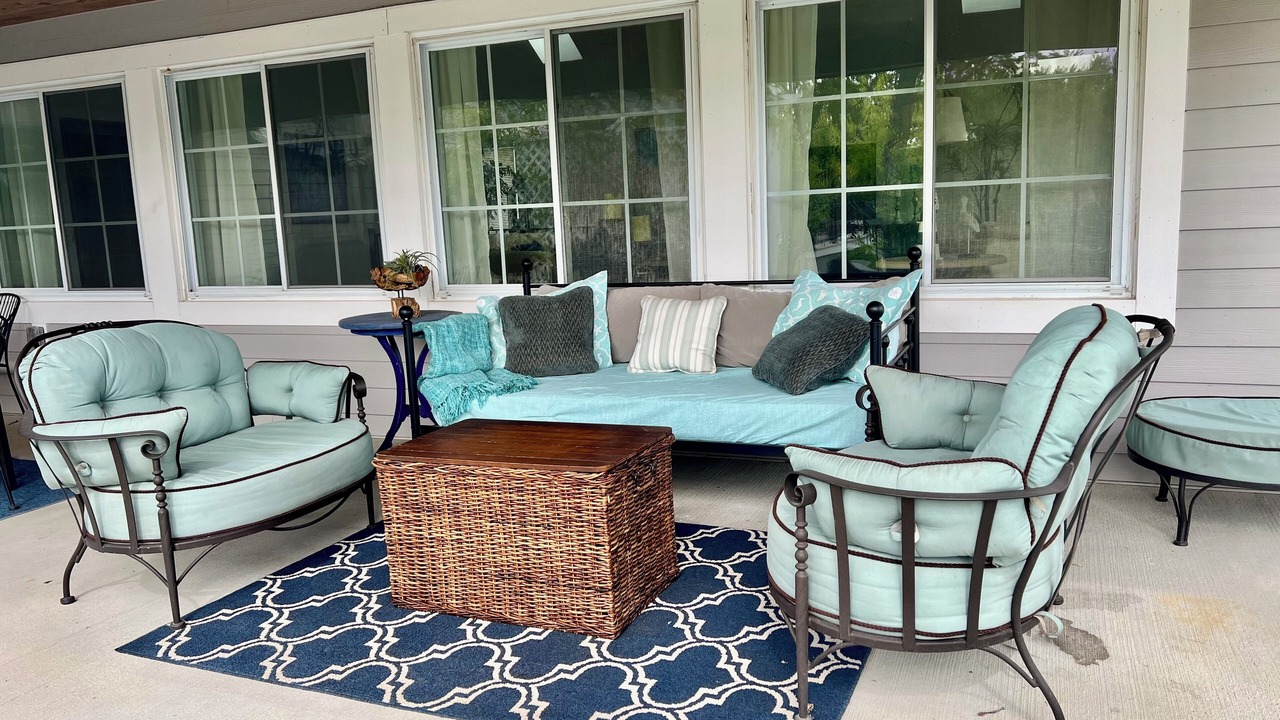 Photo of Patio Balcony in Powers Lake