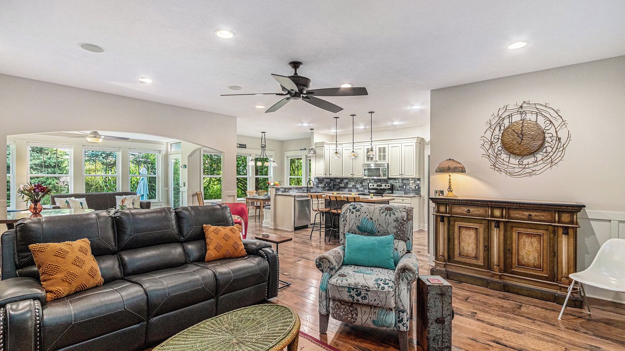 Photo of Livingroom in Miami Park