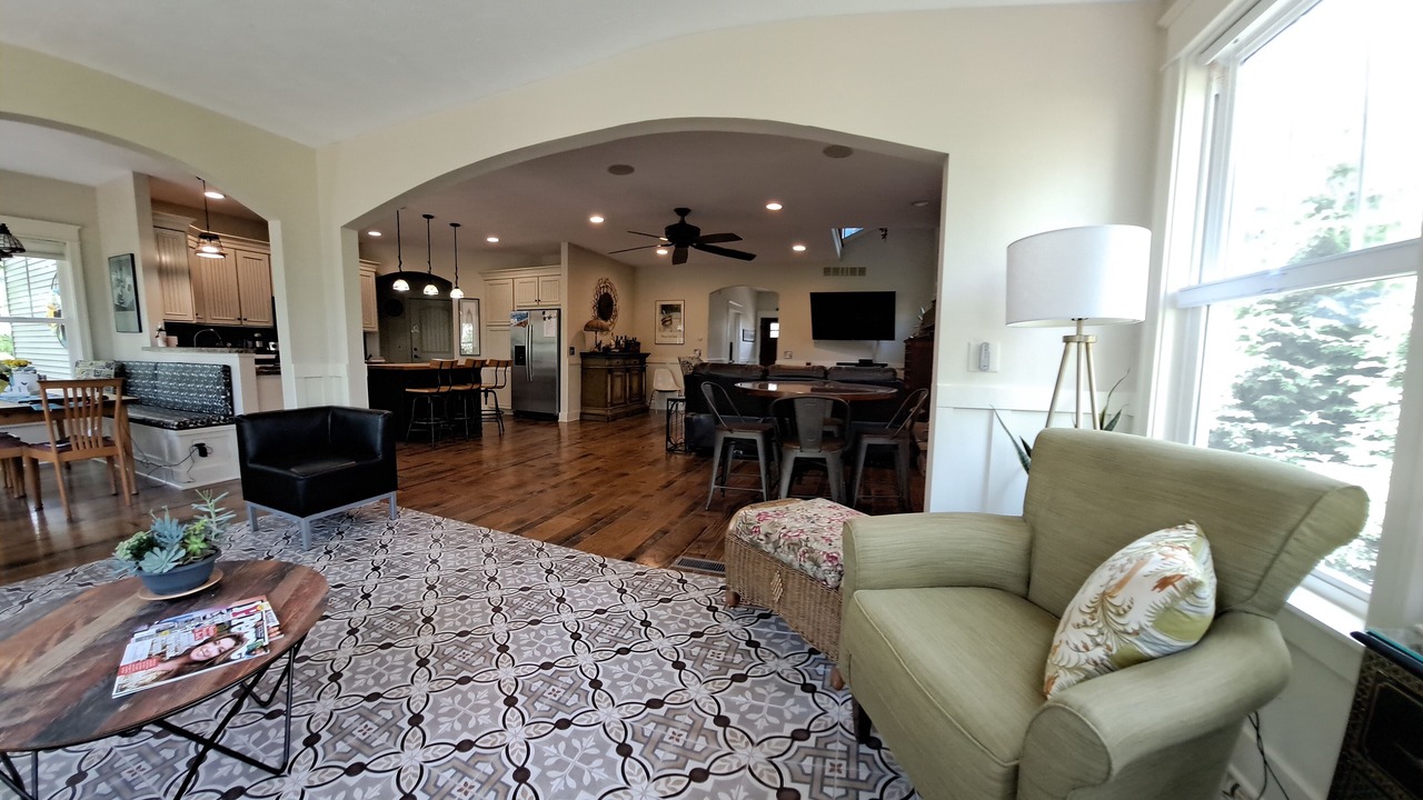 Photo of Livingroom in Miami Park