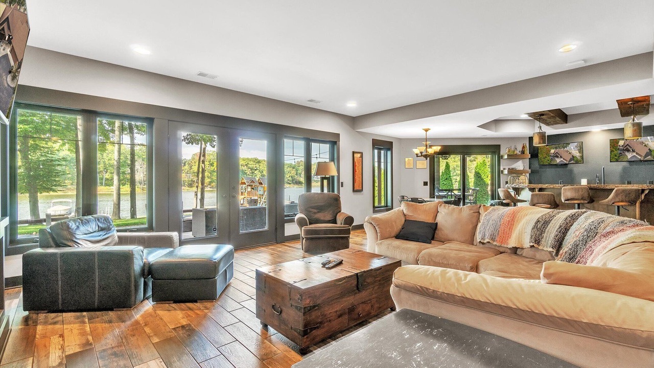 Photo of Livingroom in Saugatuck