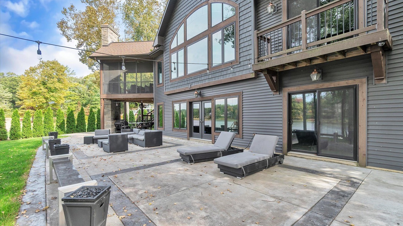 Photo of Patio Balcony in Saugatuck