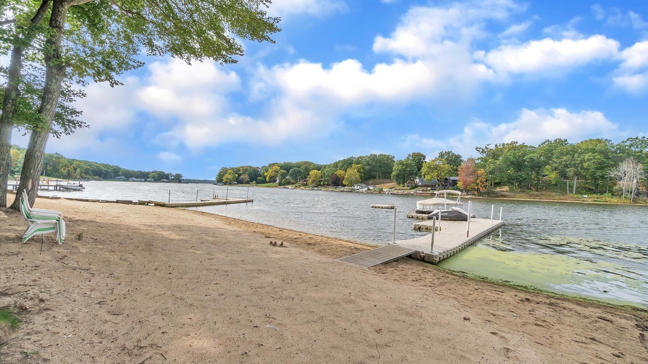 Photo of Others in Saugatuck