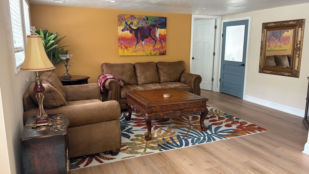 Photo of Livingroom in Mayfield