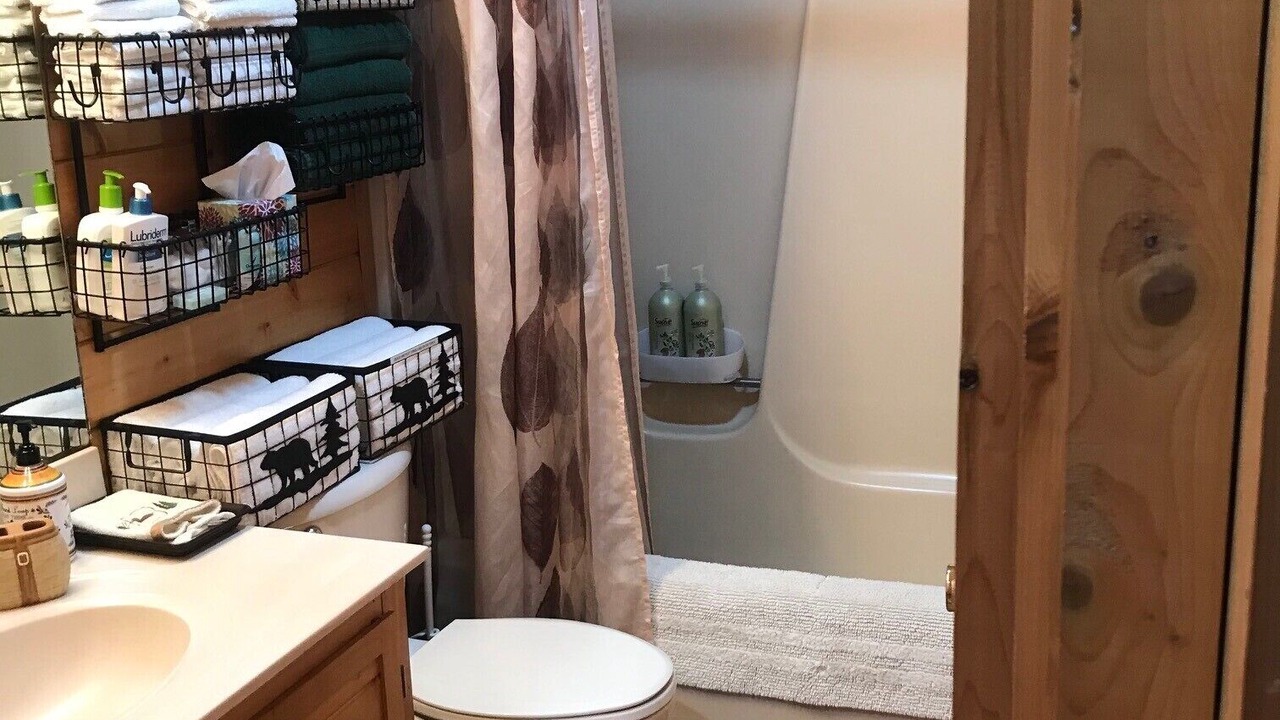 Photo of Bathroom in Mayfield